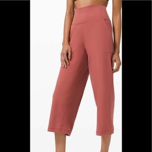 Lululemon Align Wide Leg Crop 23" Soft Cranberry Size 4